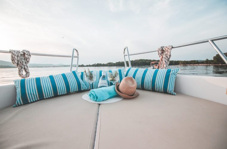 1eccadc8-0b9b-4ca1-ac79-8008ddcd3593